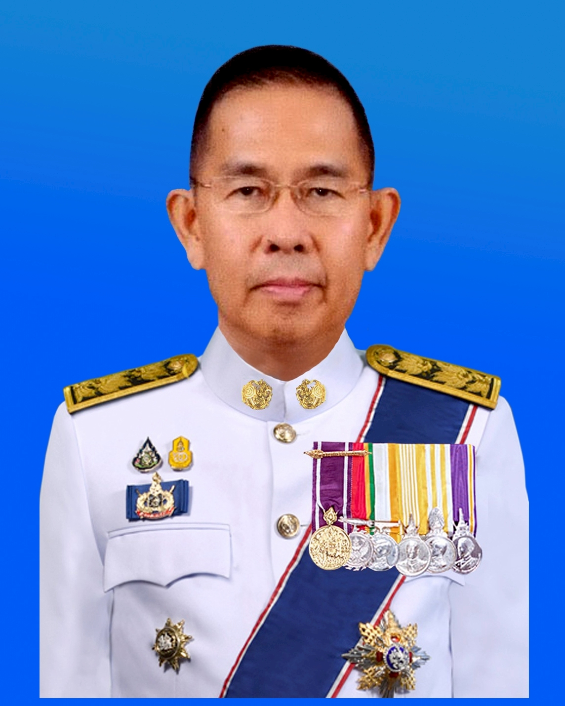 นายชัยวัฒน์ ชื่นโกสุม