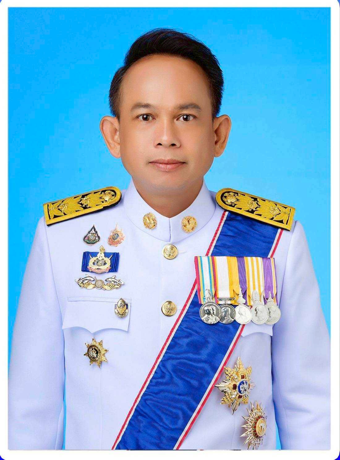 นายภาสกร บุญญลักษม์