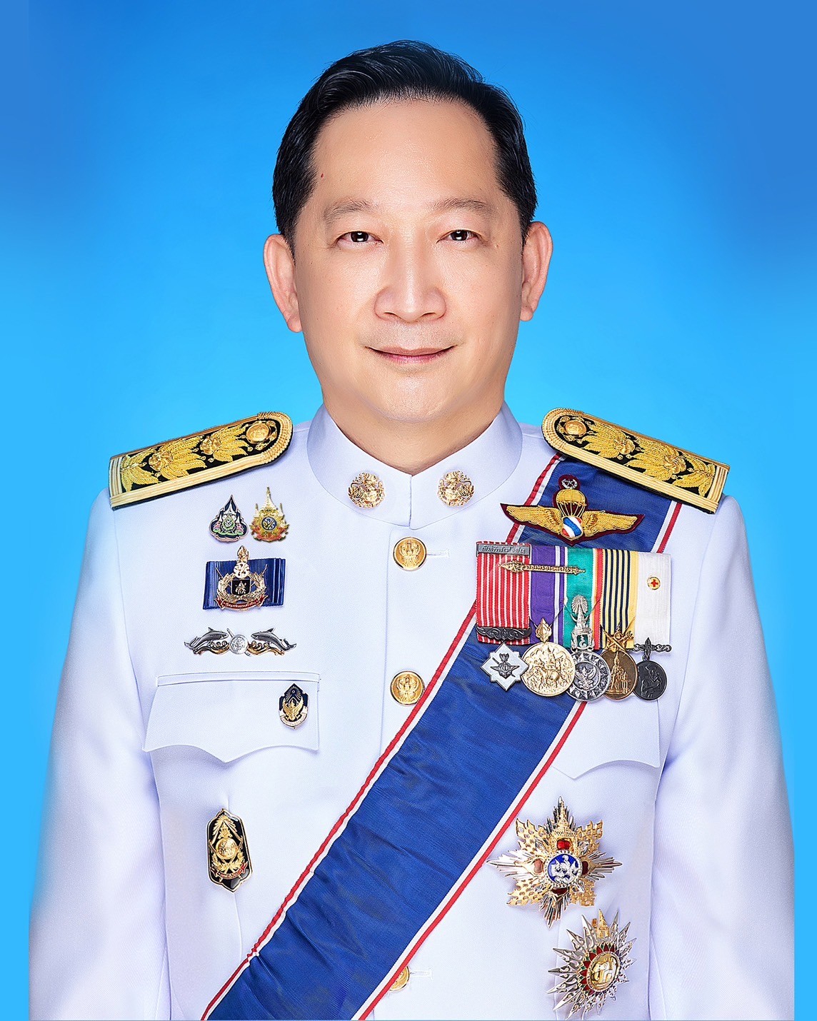 นายสันติธร ยิ้มละมัย